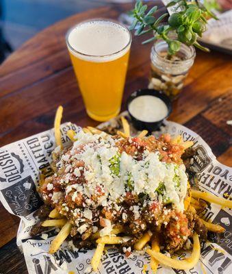 Machado Fries & an IPA. So good!