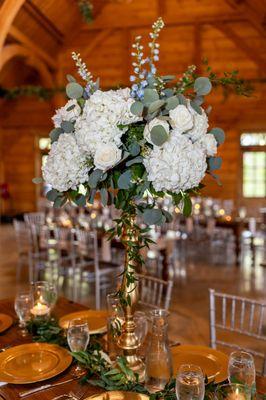 simple white with gold wedding theme