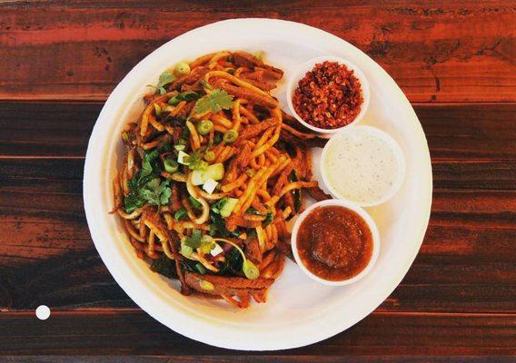 NOODLE DISH
UDAN NOODLES SAUTED WITH BEEF...