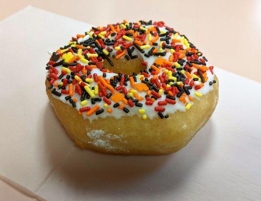 09/16/22 Raised Donut with White Frosting and Sprinkles