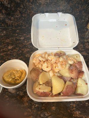 Supposed to be a low country boil with no sausage.