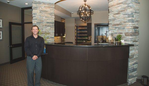 Dr. Justin Geller in the patient reception area.