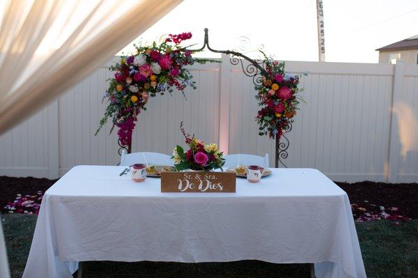 Lil sweetheart table arrangement.