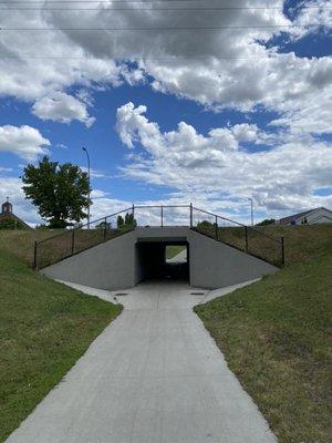 Underpass of 32nd St