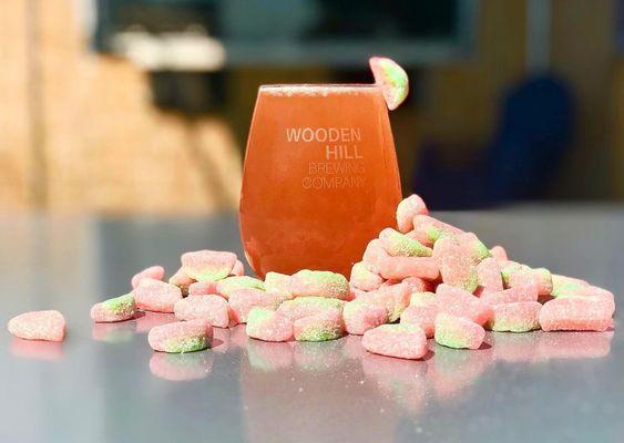 Our Wonderfizz shandy, Candy Crush is back!