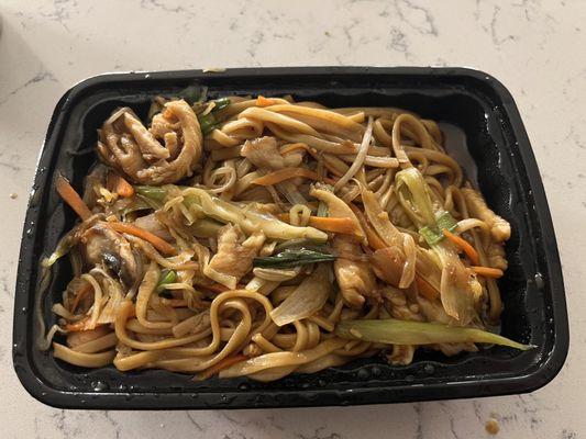 Chicken Lo Mein