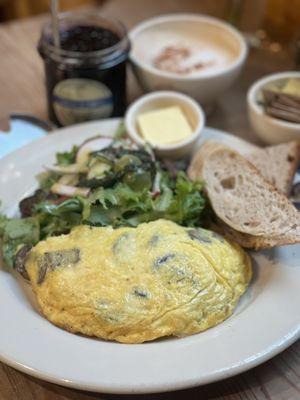 Omelette with Mushroom & Goat Cheese Omelette