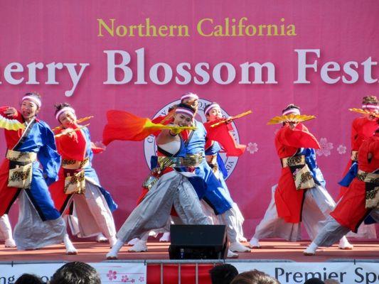 Uzumaru Yosakoi performance at the 2022 Northern California Cherry Blossom Festival in Japantown.