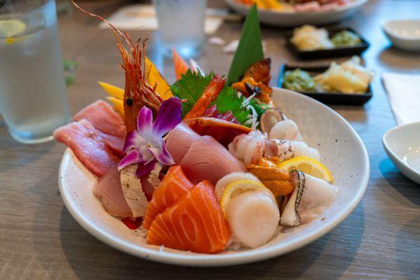 Premium Chirashi Bowl