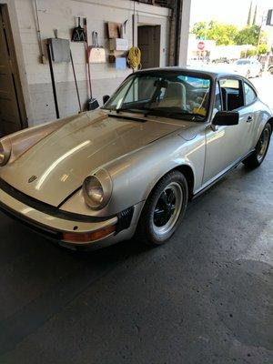 1984 911 Carrera  Rebuilt transmission. New 2-5th gears. New short ratio limited slip differential (Guard Transmission)