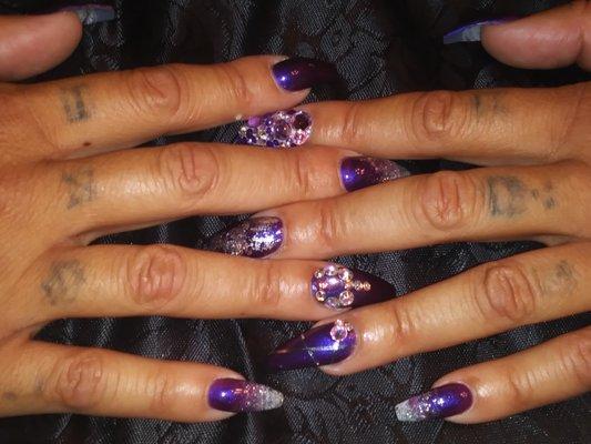 This is the best nail shop around,  you got the bomb nail art by Ashley and Liz mimosas while you're being pampered....what more can you ask