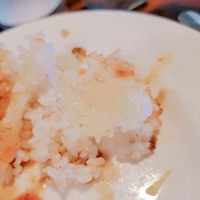 炊飯器の底の米をかき集めた？！ Rice at the bottom of the rice cooker? !