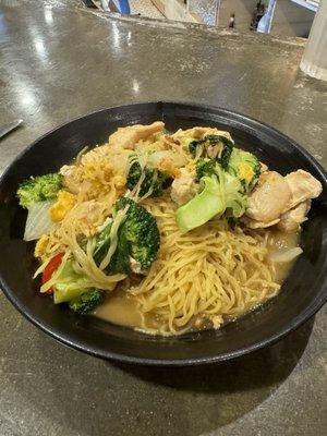 Chicken Lo Mein