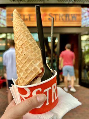 Upside Down Cone, Panther Coffee Chocolate Tres Leches Pint