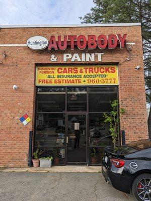 Huntington Auto Body & Paint