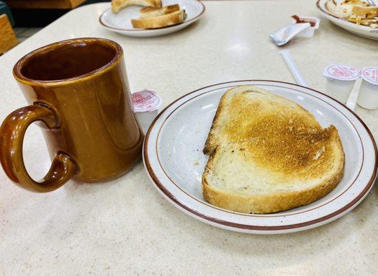 Diner style - Eggs & toast & coffee