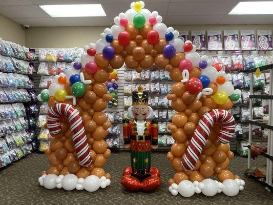 Gingerbread House made with Link-o-loons!