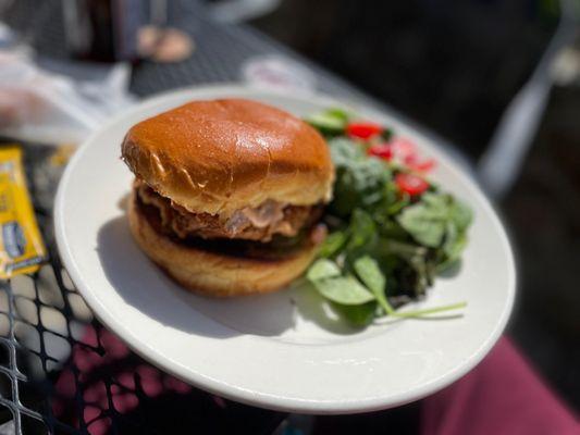 Fried chicken sandwich