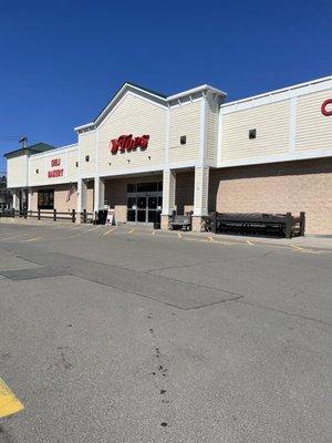 A view of the entrance from the parking lot.