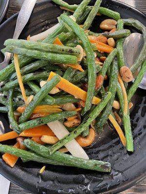 Green bean with cashew