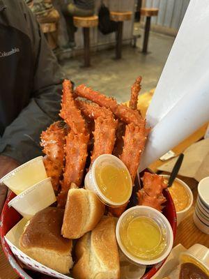 Big Crab Pot with 3lbs of Orange King Crab legs