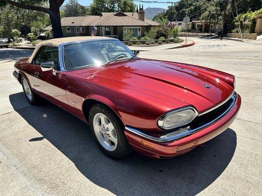 My 1995 Jaguar xjs taken care of by Vic