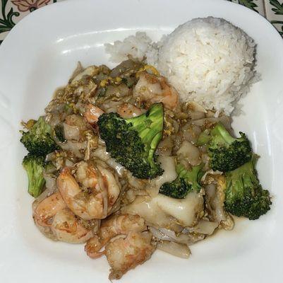 Phad Se Ew with Shrimp