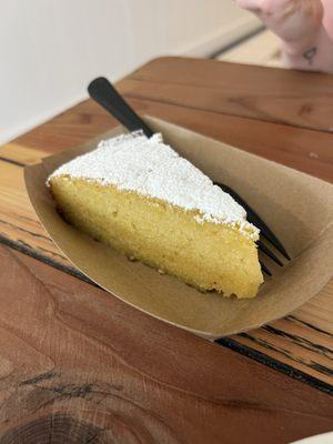 Lemon ricotta cake