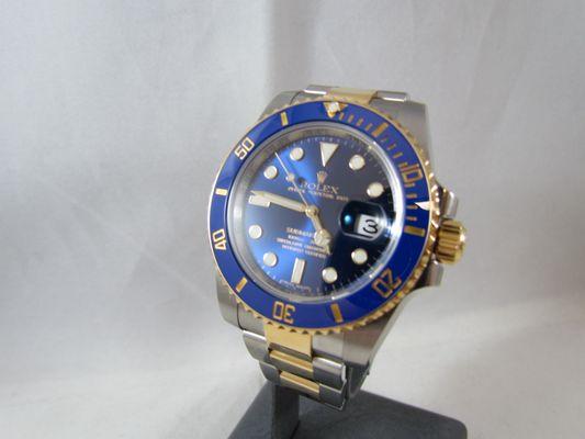 Pre-owned Rolex Submariner