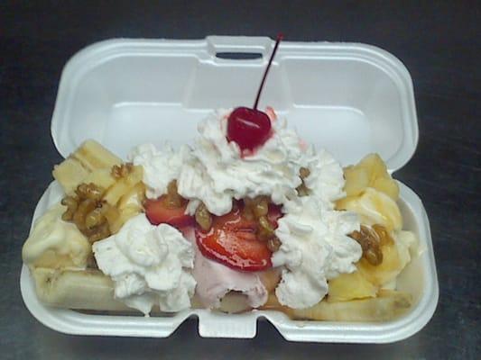 BANANA SPLITS TOO!!!