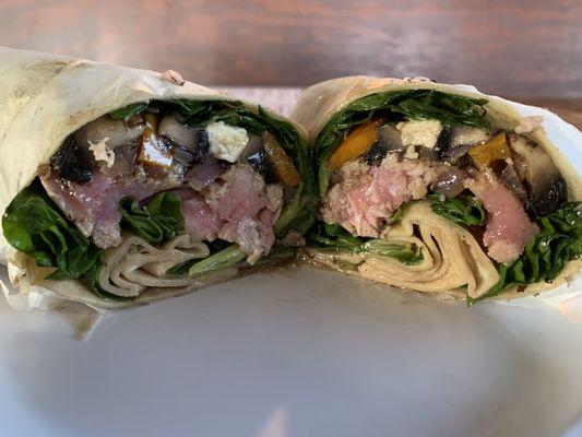 Veggie wrap with tuna