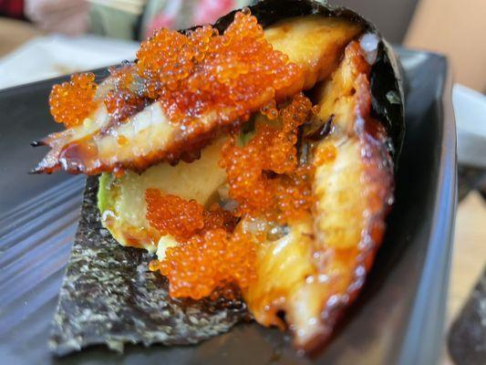 Eel hand roll