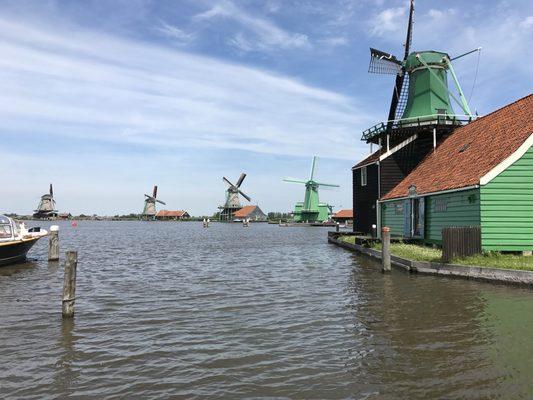 AVALON RIVER CRUISE - Dutch Windmills