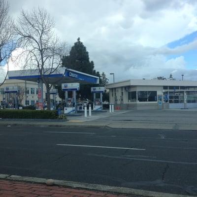 Chevron Gas Station Store Front, Mountain View, CA.