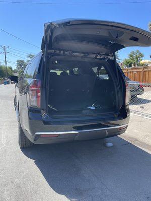 RK Limousine's newest addition to their growing fleet, Chevrolet Suburban LT