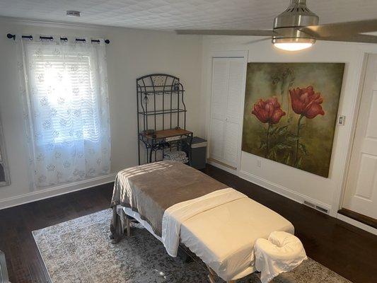 New therapeutic massage room