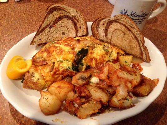 Farmer's omelette with spinach & marble rye