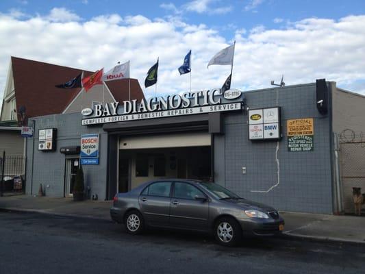 Storefront to Jordan's Bay Diagnostic in Brooklyn.