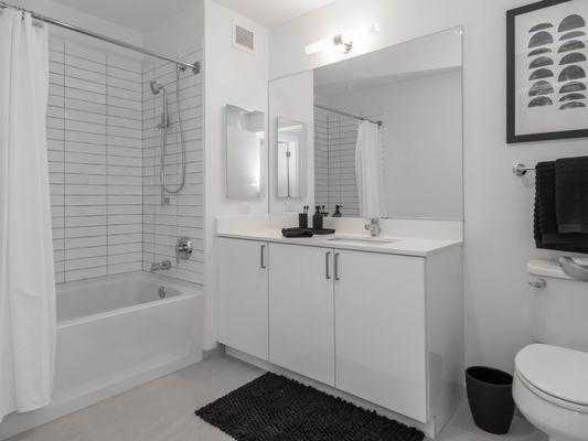 The Van Buren Luxury Apartments in West Loop - Modern Bathrooms