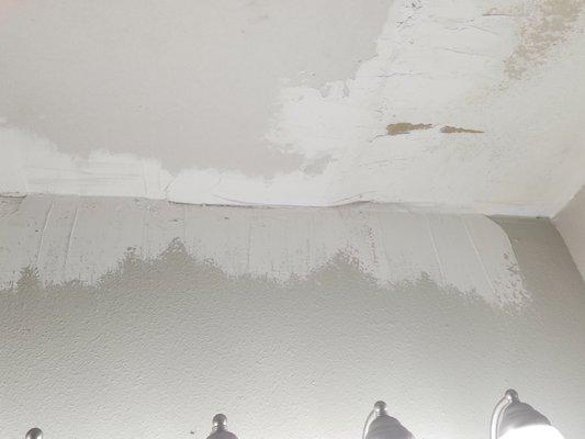 Walls are uneven, plaster applied unevenly