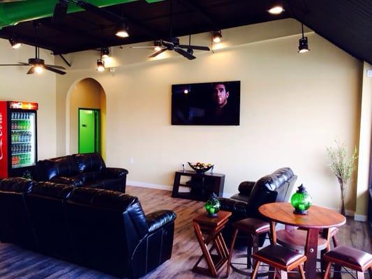 Full lounge area for you to take a break and have a coffee while you vape