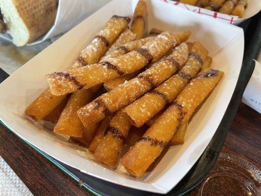 Funnel cake fries