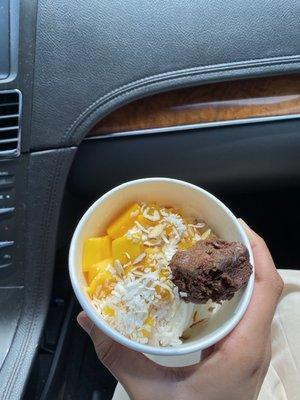 Original tart froyo with mango, mango poppers, almonds, brownie, and coconut shavings!