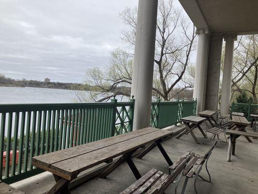 Restaurant patio is facing the como lake.