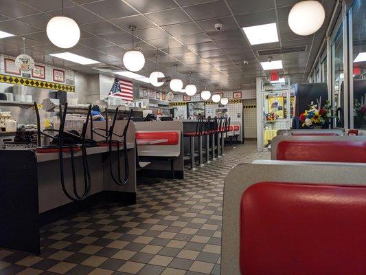 Waffle House at 5:00 am, Clayton