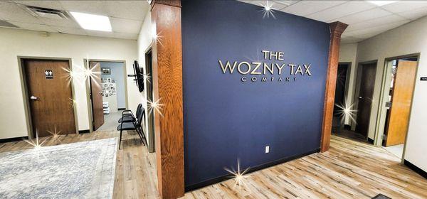 The entrance to the Wozny Tax preparation and accounting office