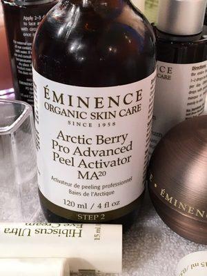 Arctic Berry Facial Resurfacer