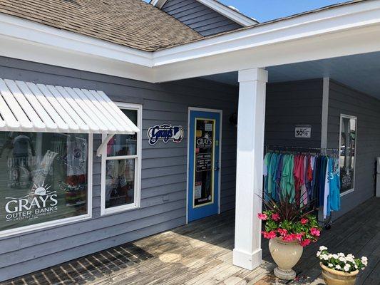 Gray's Waterfront Shops entrance in Duck, NC.