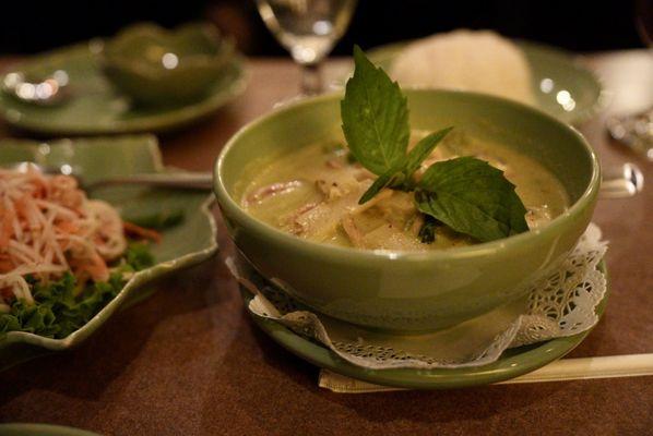 Green curry shrimp