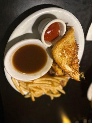 Short Rib Dip with fries